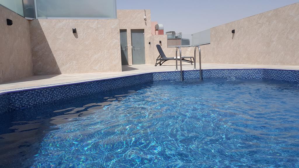 Burj Alhayat Hotel Suites Olaya Riyadh Bagian luar foto