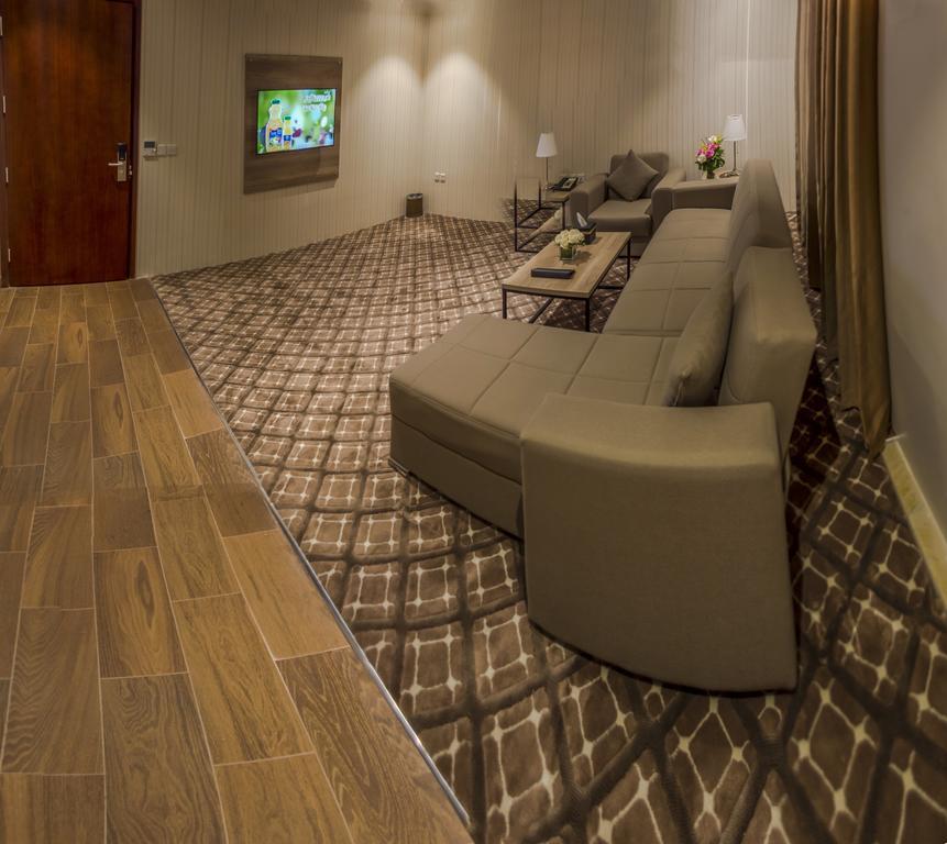 Burj Alhayat Hotel Suites Olaya Riyadh Bagian luar foto