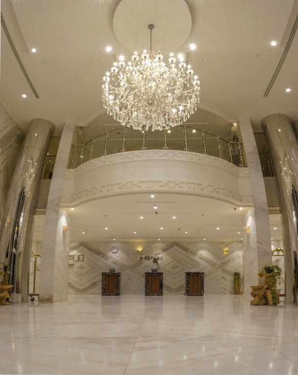 Burj Alhayat Hotel Suites Olaya Riyadh Bagian luar foto